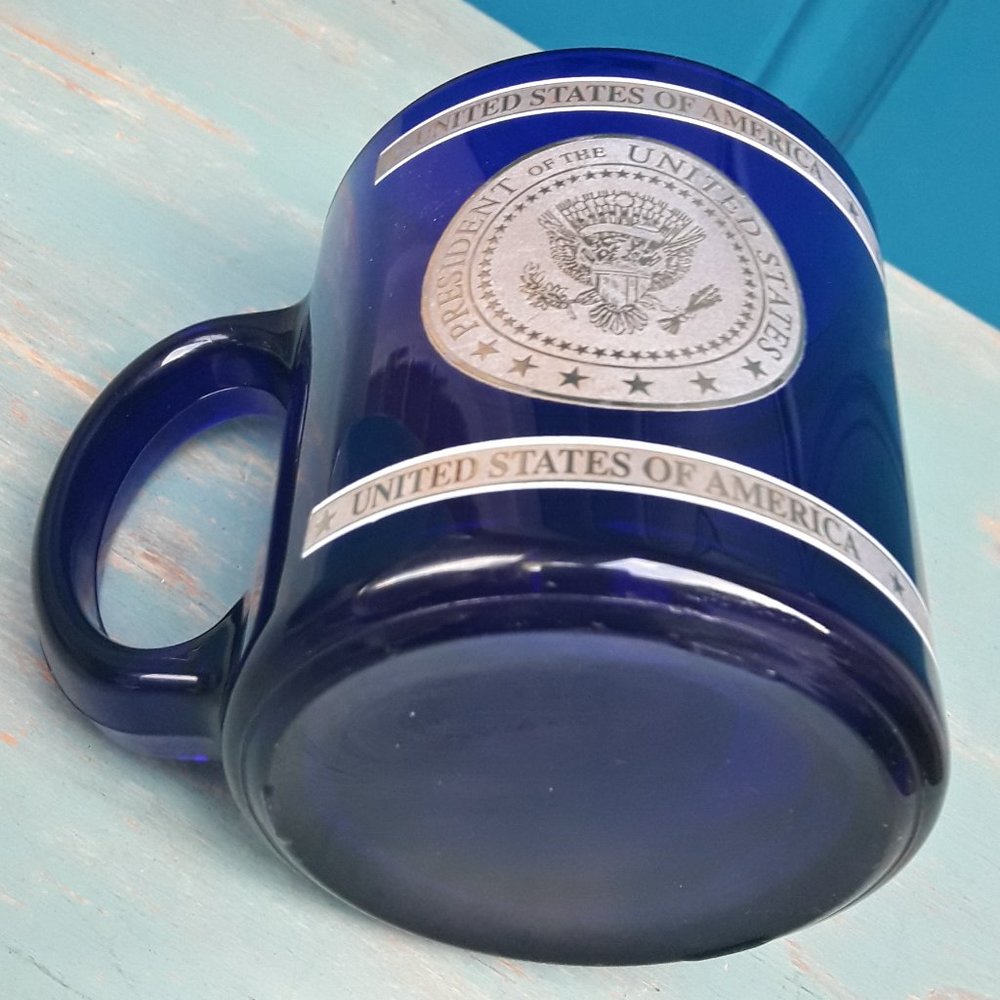 Mug President of the United States Cobalt Blue Glass Coffee Cup Gift for Him Man - Picture 9 of 13